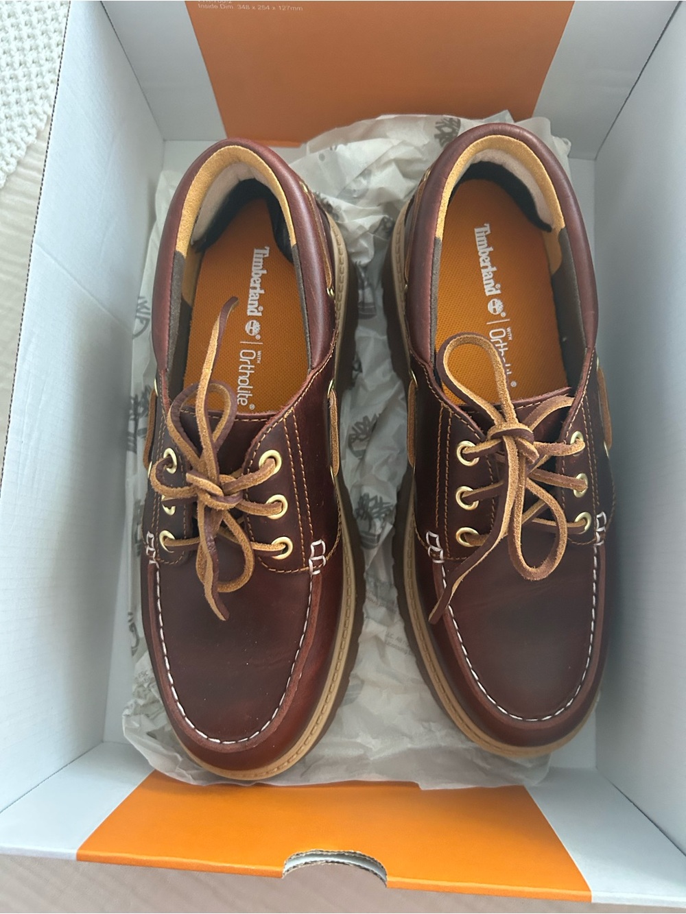 Timberland Men's Chestnut Leather Boat Shoes with Tan Laces